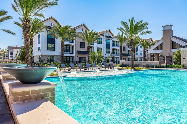 Alys Crossing Apartments