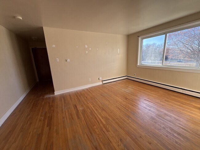 Photo - 445 Covert St Unit 6