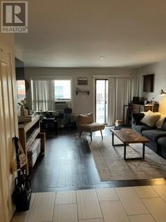 Photo - 2906 Dufferin St