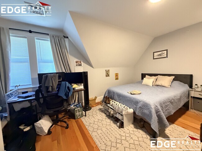 Photo - 18 Murdock St Unit 10