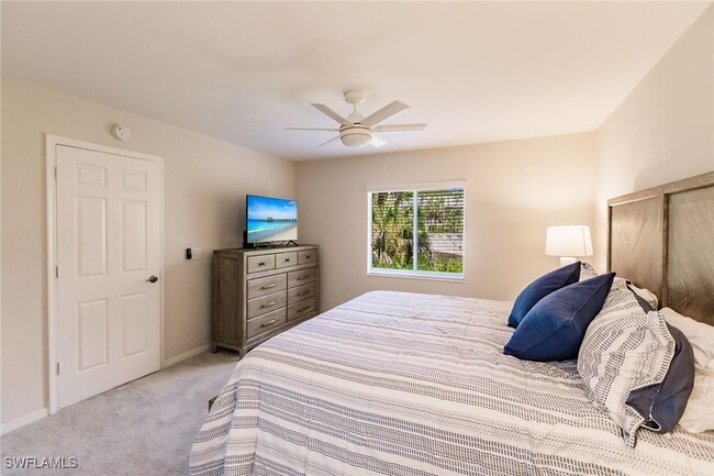 Building Photo - 3032 Sandpiper Bay Cir Unit G102