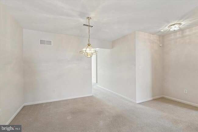 Photo - 110 W Harmony Dr