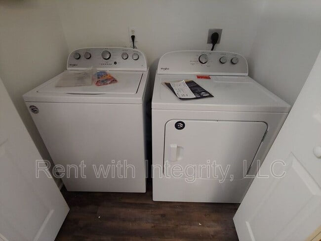 Photo - 227 Dixie Dr Unit #2