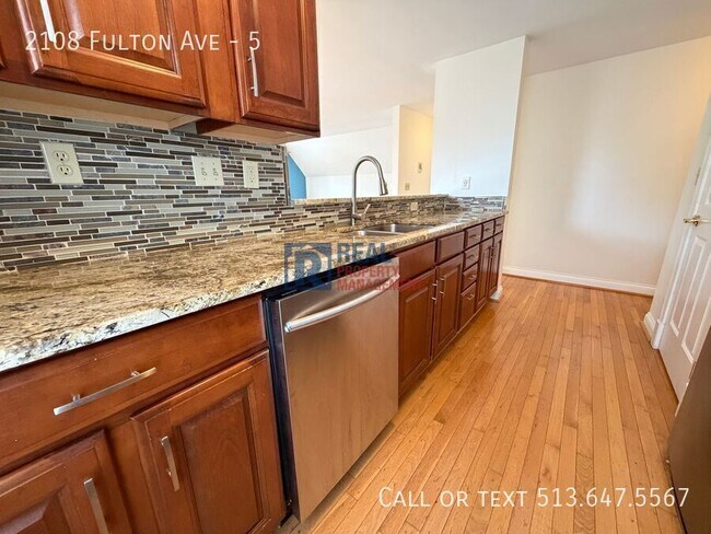 Photo - 2108 Fulton Ave Unit 5