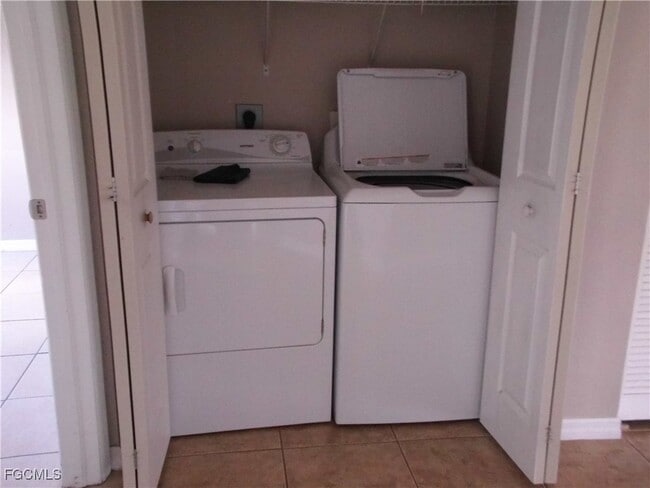 Photo - 662 Alabama Rd S