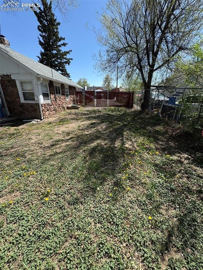 Photo - Centrally Located 1 Bedroom 1 Bathroom wit...