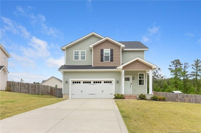 Photo - 105 Woodford Ln