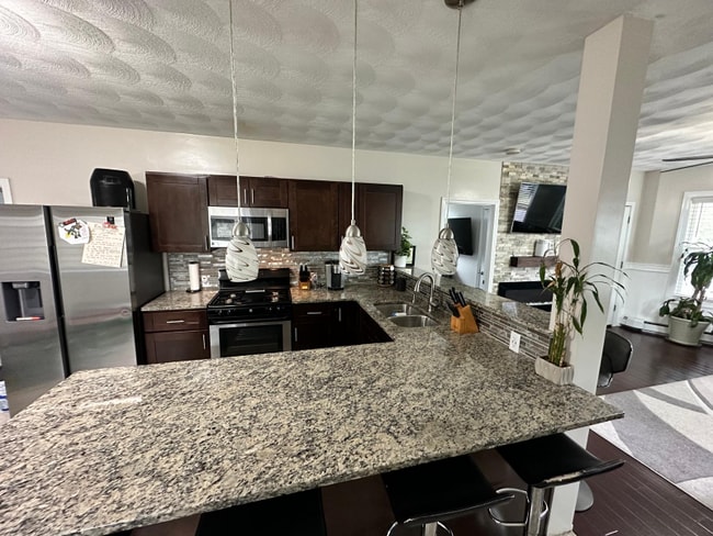 Photo - 8. Seymour Ave