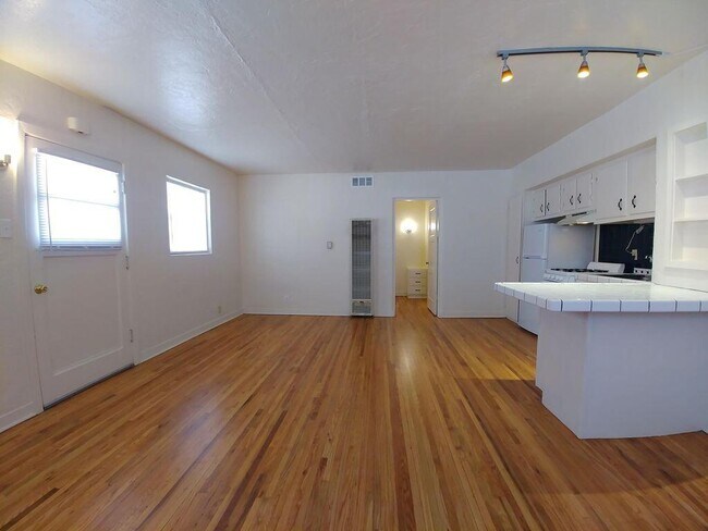 Photo - 420 14th St NW Unit A