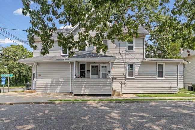 601 Wesley Ave Unit C