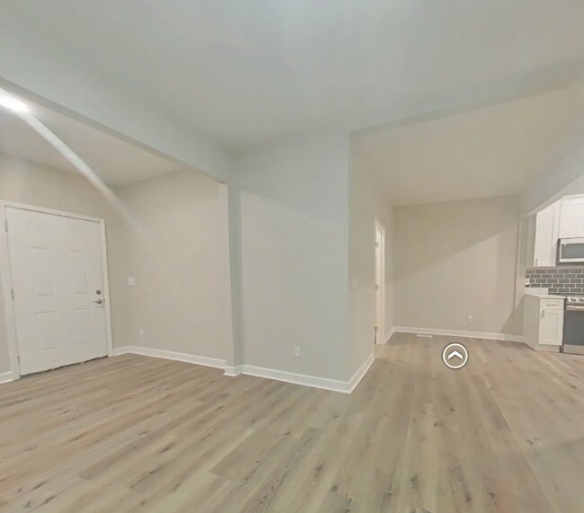 Photo - 249 Laurel Ave SW