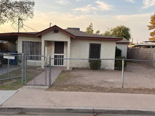 Photo - 100 E Saragosa St