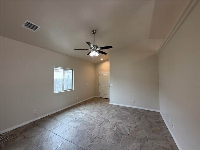 3298 E Coarra Dr