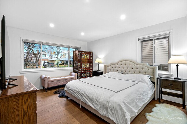 Photo - 5844 N Lacey Ave