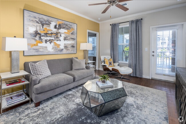 2BR, 2BA - 1,148SF - Living Room