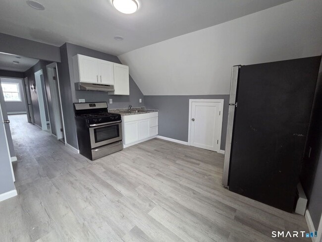 Photo - 63 W Liberty St Unit 3