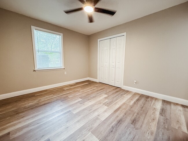 Photo - 9881 Guidy Ln