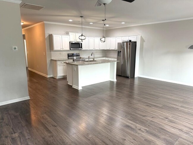 Photo - 113 Candler Park Dr