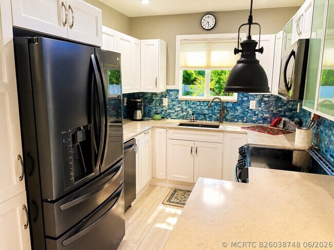 Photo - 801 SE 7th St