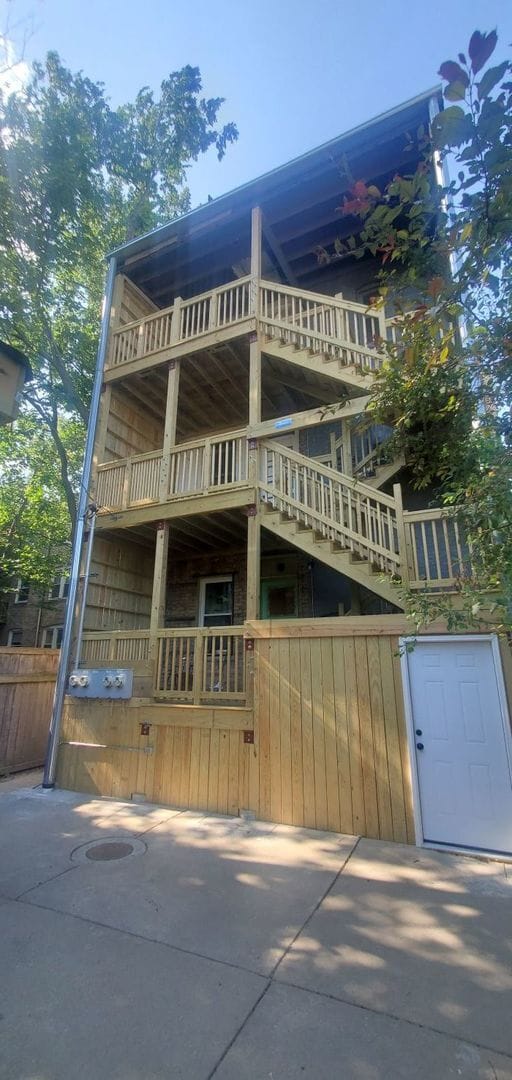 Photo - 3017 W Wilson Ave Unit 2