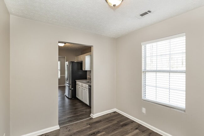 Photo - 39 Fairview Dr