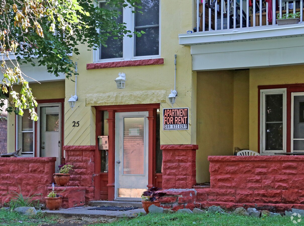 Photo - 25 West Ave S