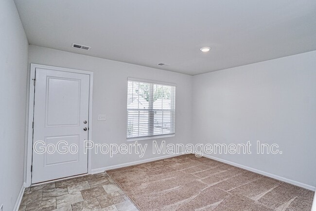Photo - 649 Millsgate Cir