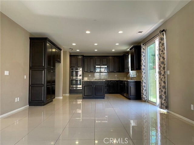 Photo - 159 Fieldwood