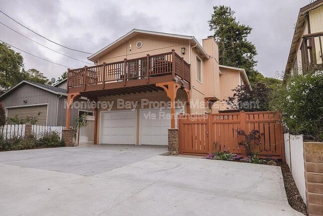 Building Photo - 1207 David Ave