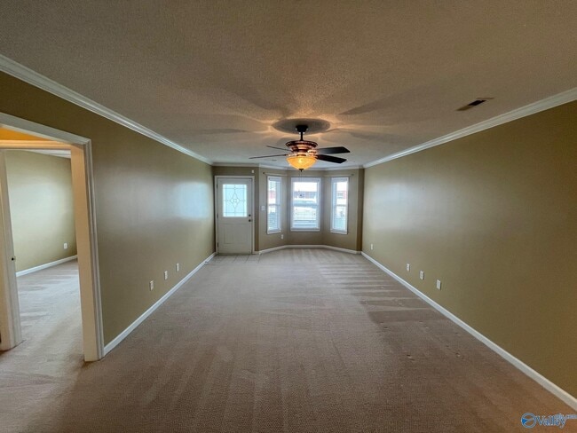 Photo - 3241 Fieldstone Dr SW