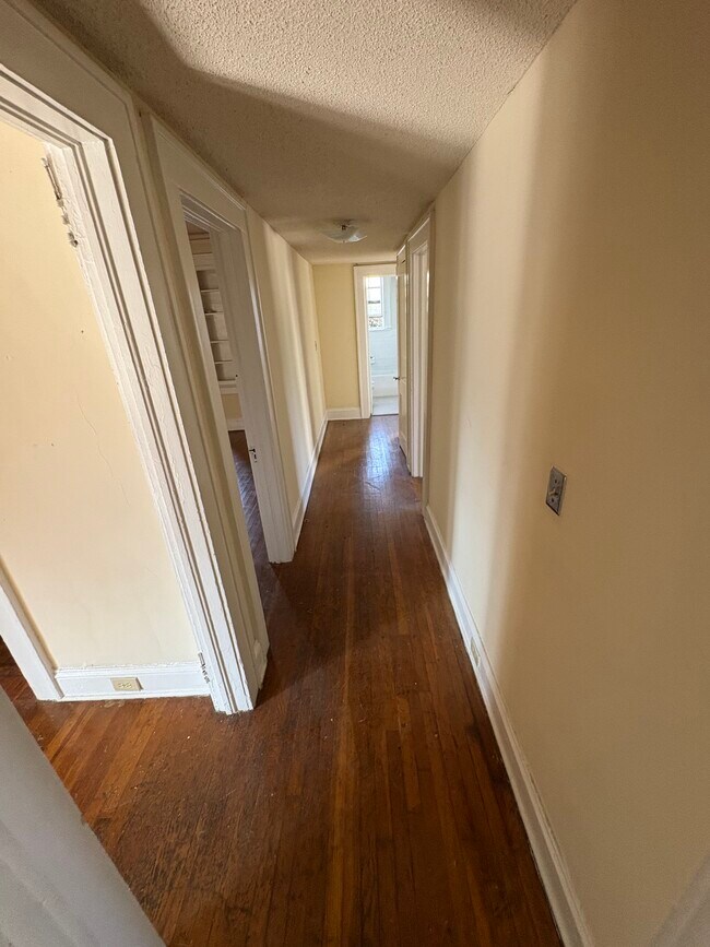 Vineville Court Apartments