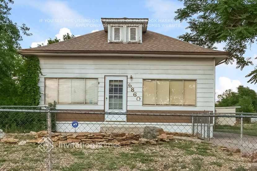 Photo - 6860 Magnolia St