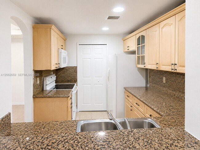 Photo - 6560 NW 114th Ave Unit 505