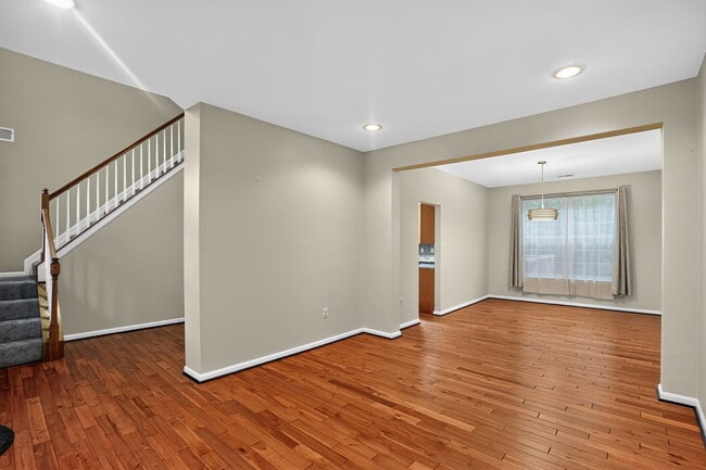 Photo - 11813 Murre Ct