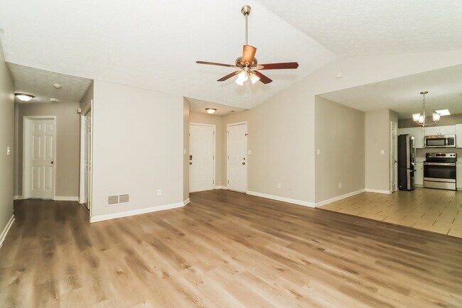 Photo - 88 Ann Cir