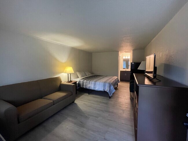 Photo - 4380 W Pierson Rd Condo