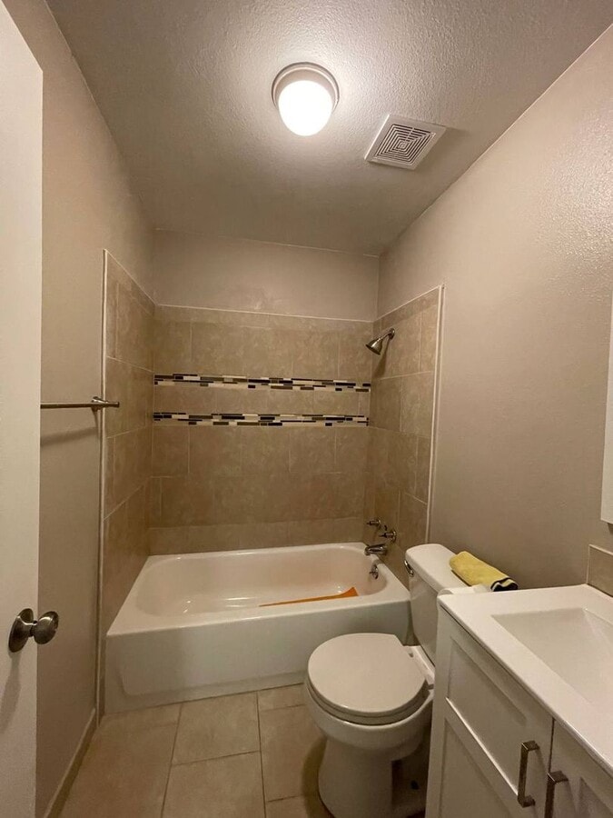 Photo - 119 E Amador St Unidad 103