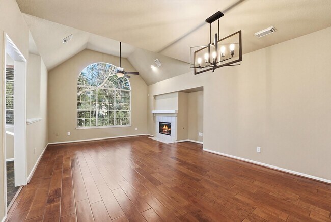 Photo - 56 Lakeridge Dr