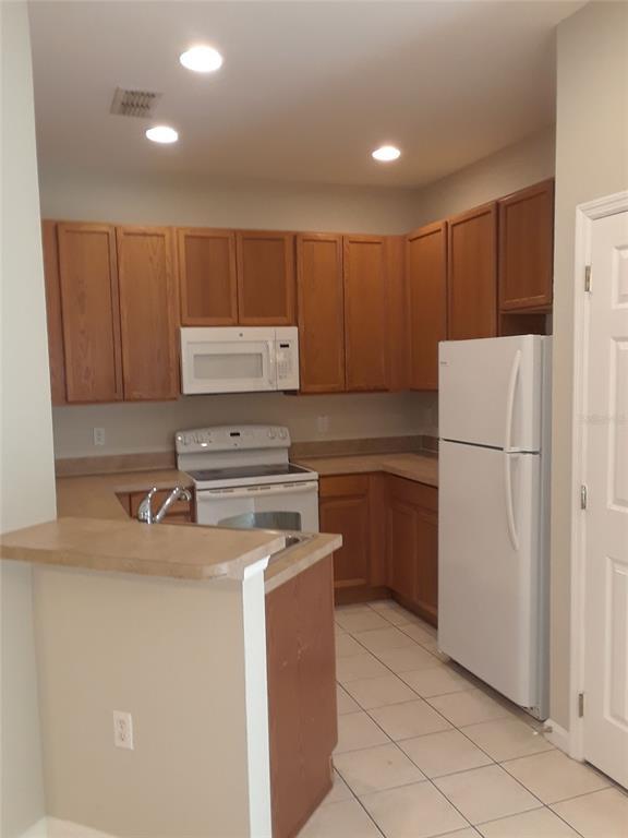 Photo - 2533 Old Kent Cir