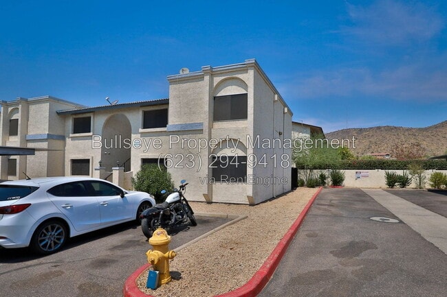 1540 W Mercer Ln Unidad 4