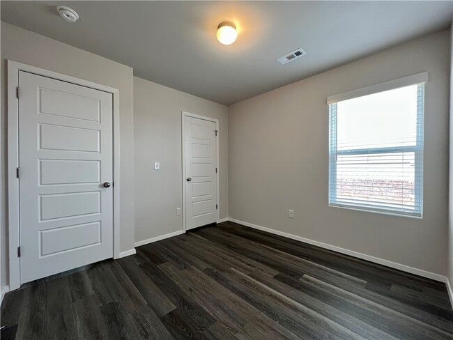 Photo - 3211 Gulley Ln