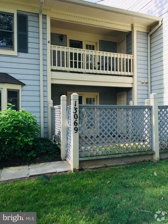 Building Photo - 13069 Shadyside Ln Unit 11-190 Rental