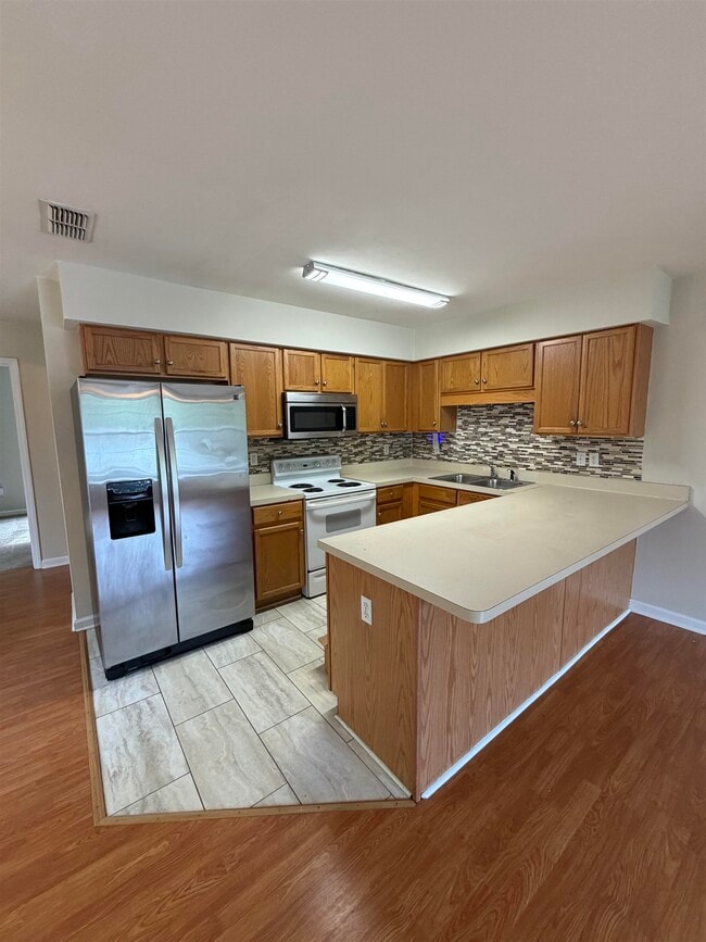 1409 Deer Haven Ln