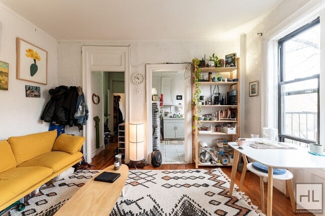 Photo - 15 STREET Unidad 14