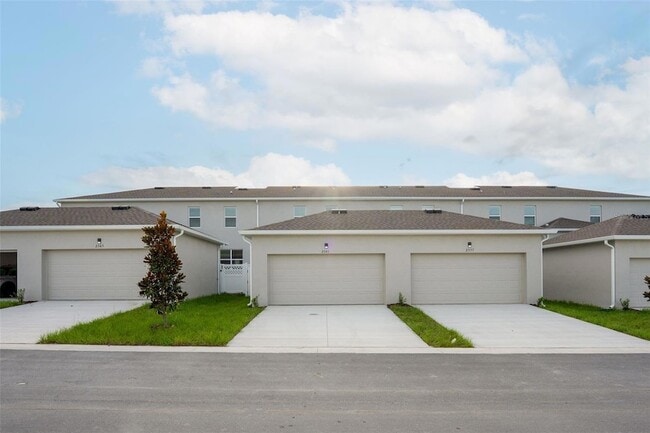 Building Photo - 2341 White Buffalo St