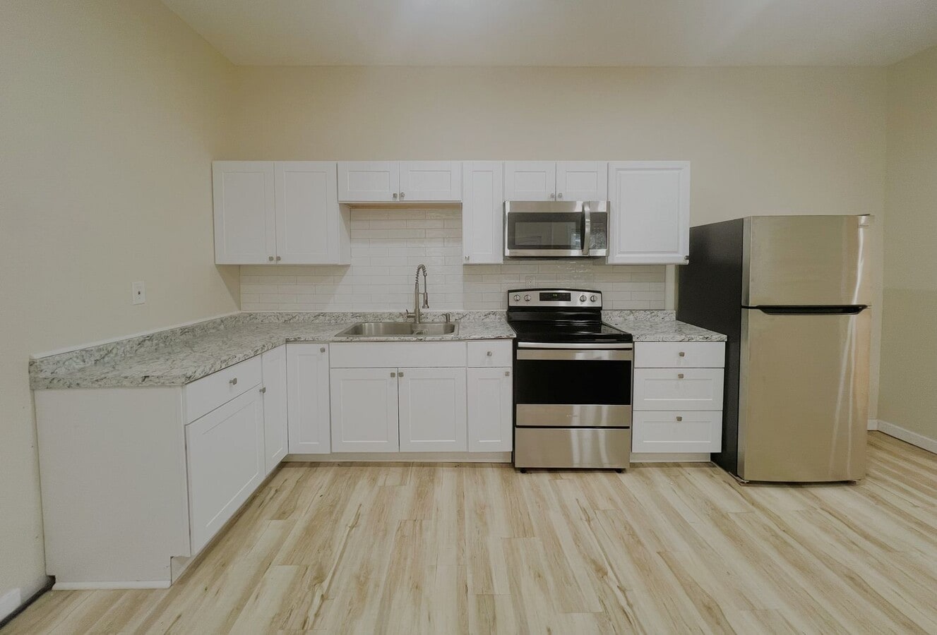 Photo - 19 Hoosac St Apartment Unit #4