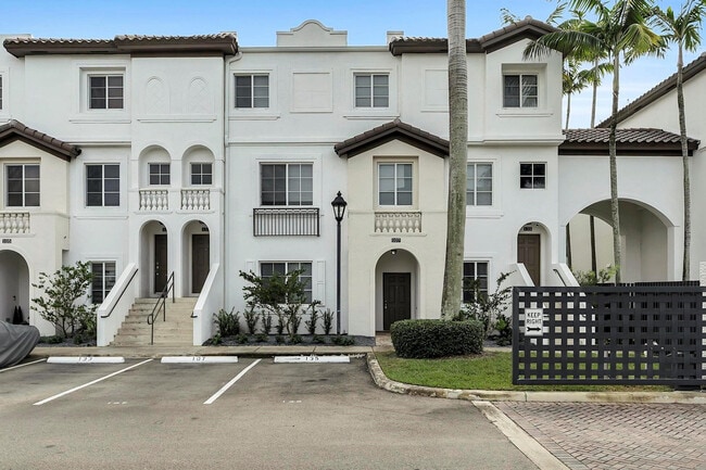 Photo - 12430 SW 50th St Unidad 107