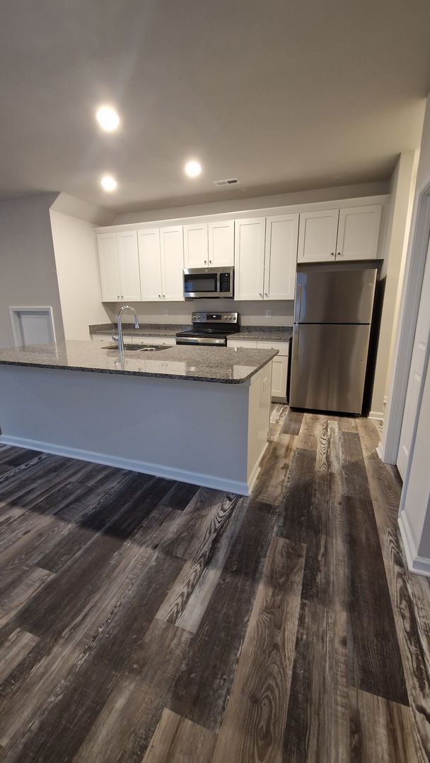 Photo - 3BR w/ 1-Car Garage + Central AC in Mooresville