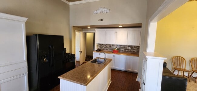 Photo - 403 14th St Unit 1