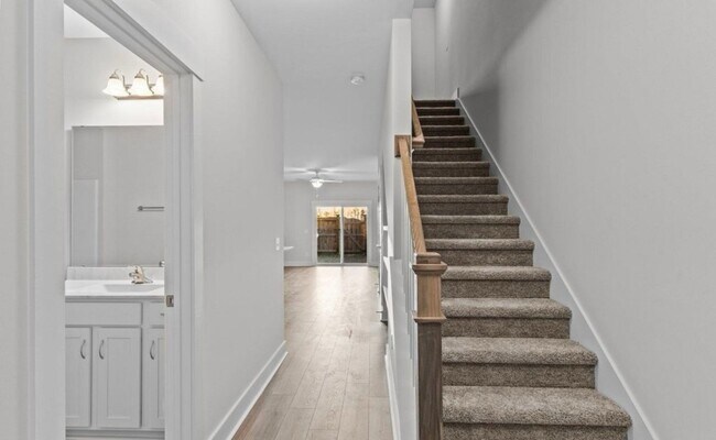 Photo - 8250 Paramount Point